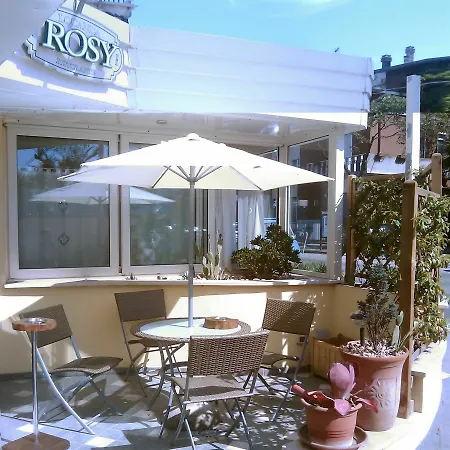 Rosy - Hotell 2*