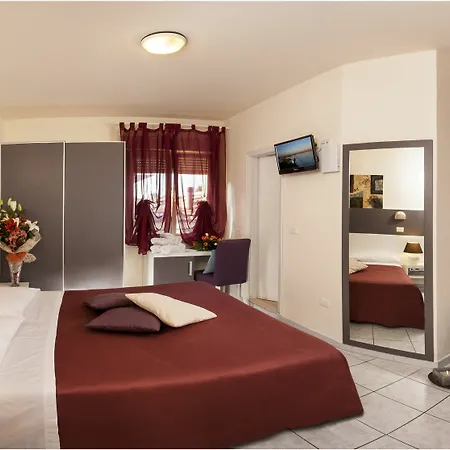 Rosy - Hotell